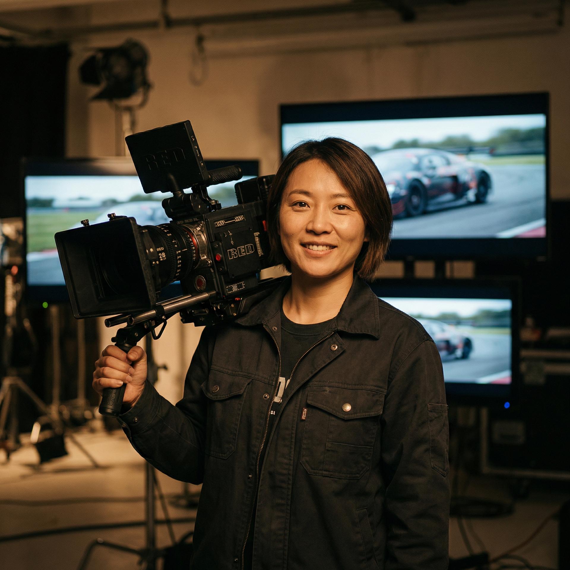 少萝视频导演苏雅